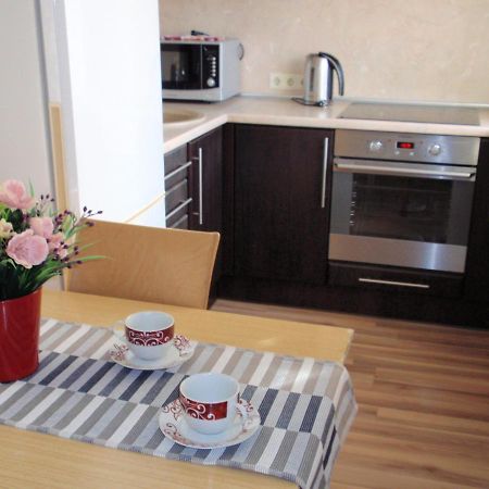 Central Cietoksna Street Apartment Daugavpils Exteriör bild