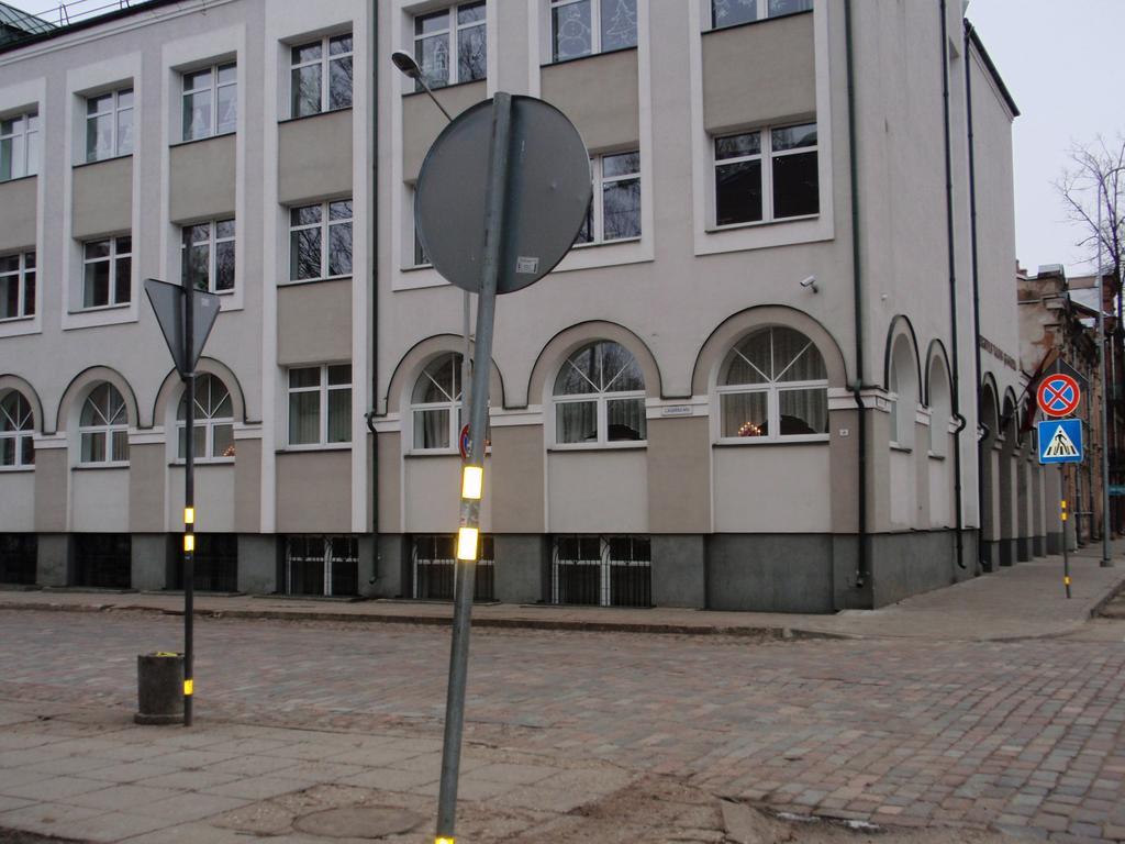 Central Cietoksna Street Apartment Daugavpils Exteriör bild